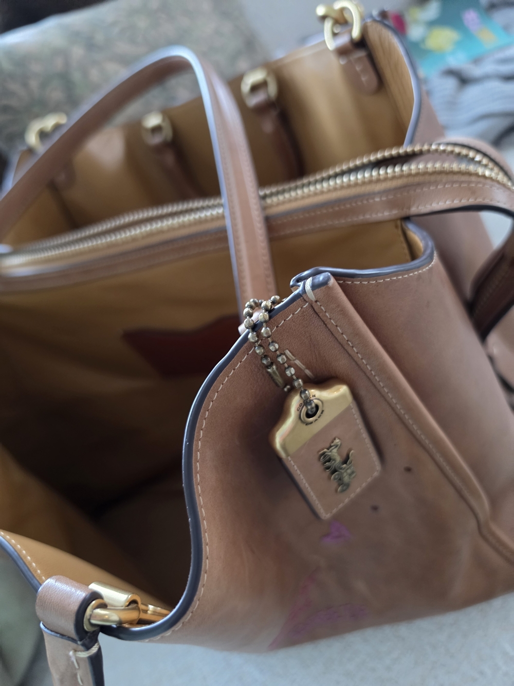 Coach Rogue 39 “Unicorn” Leather Bag – Rare Diary Doodle Embroidery – Limited Ed - Picture 4 of 16